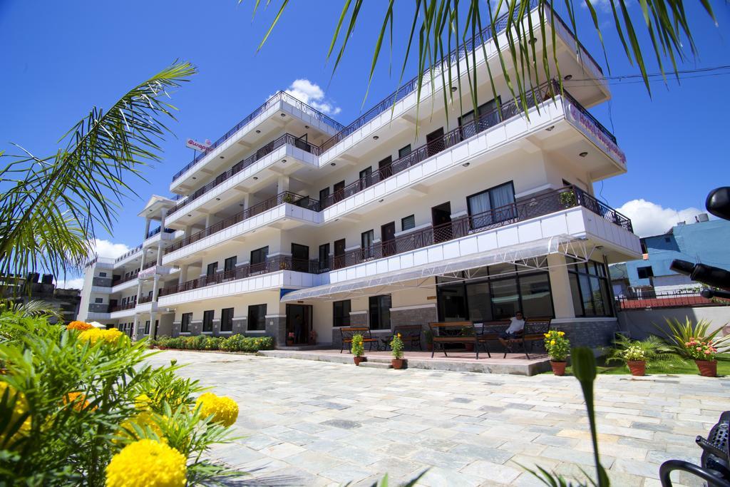 Hotel Swapna Bagh- Your Place 포카라 외부 사진