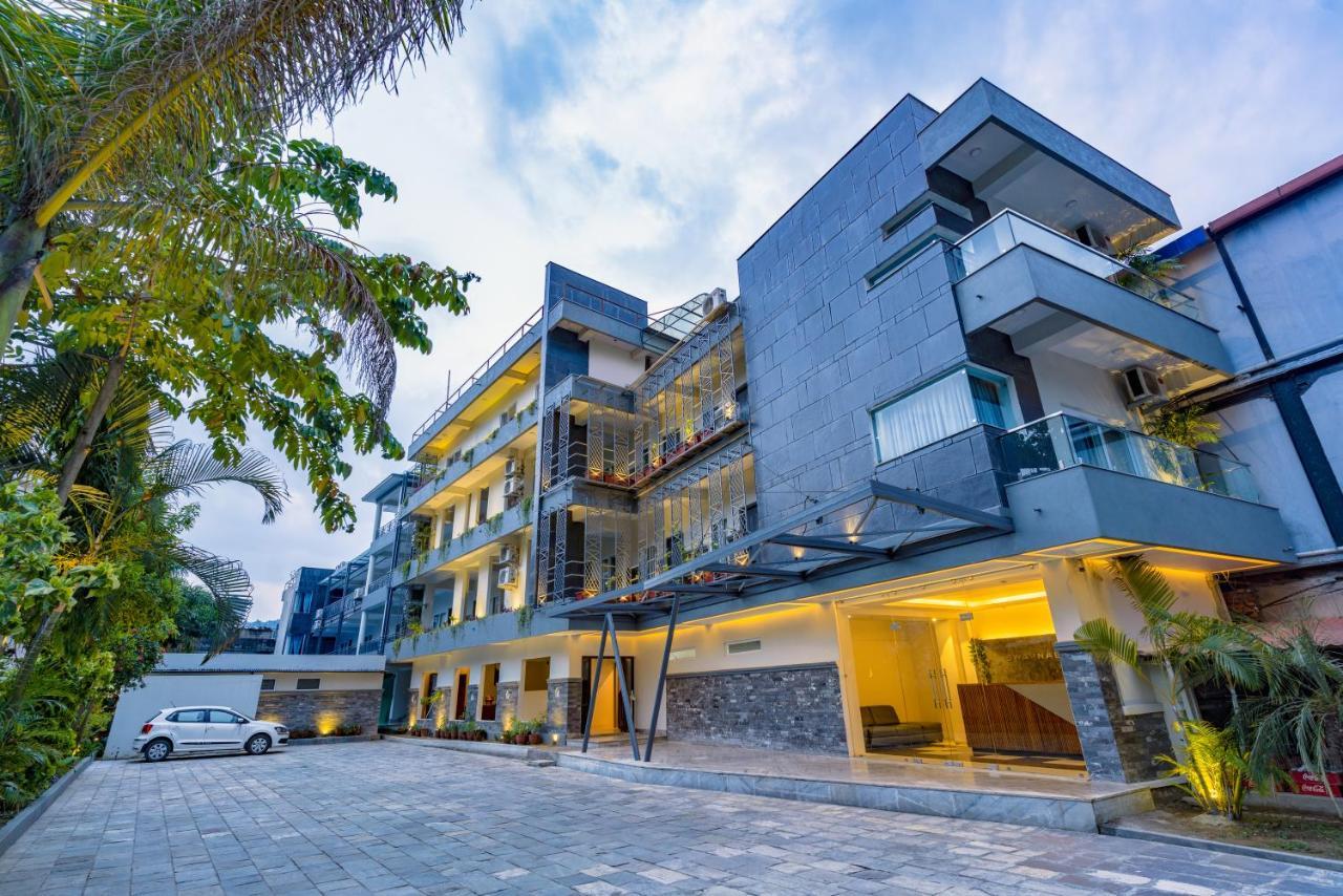 Hotel Swapna Bagh- Your Place 포카라 외부 사진