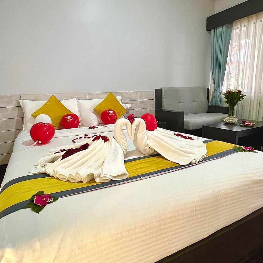 Hotel Swapna Bagh- Your Place 포카라 외부 사진