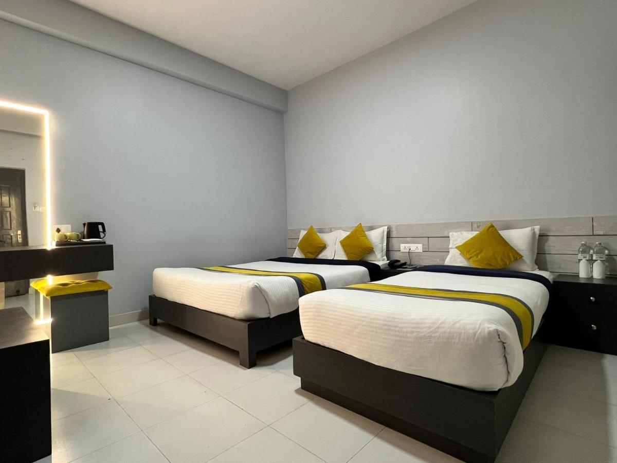 Hotel Swapna Bagh- Your Place 포카라 외부 사진