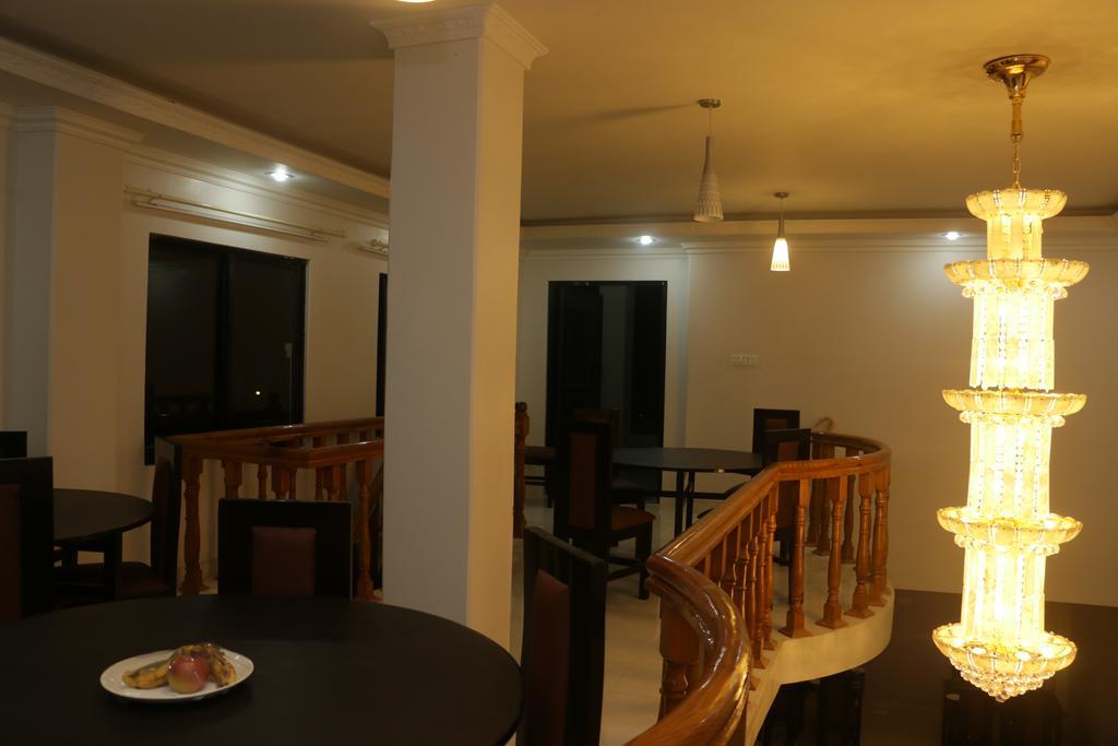 Hotel Swapna Bagh- Your Place 포카라 외부 사진